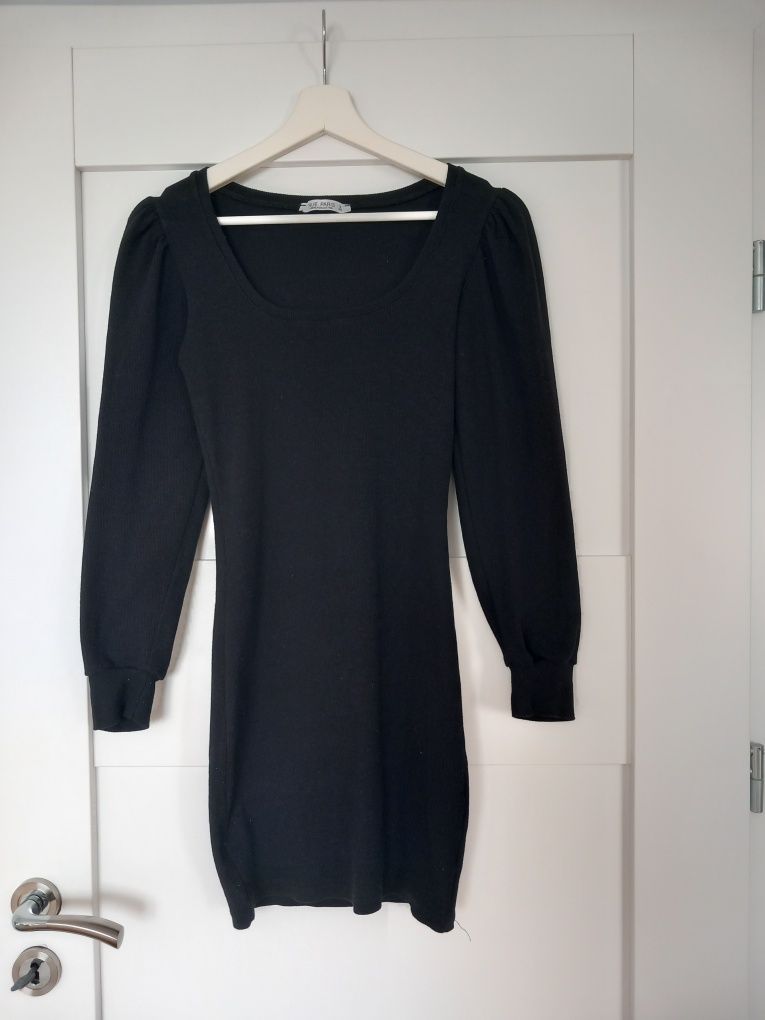 Czarna sukienka bawełniana S 36