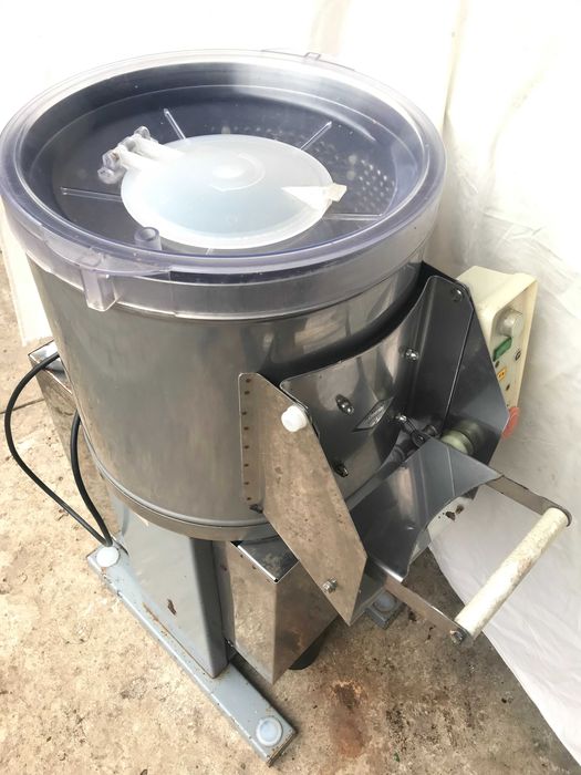 Промислова картоплечистка