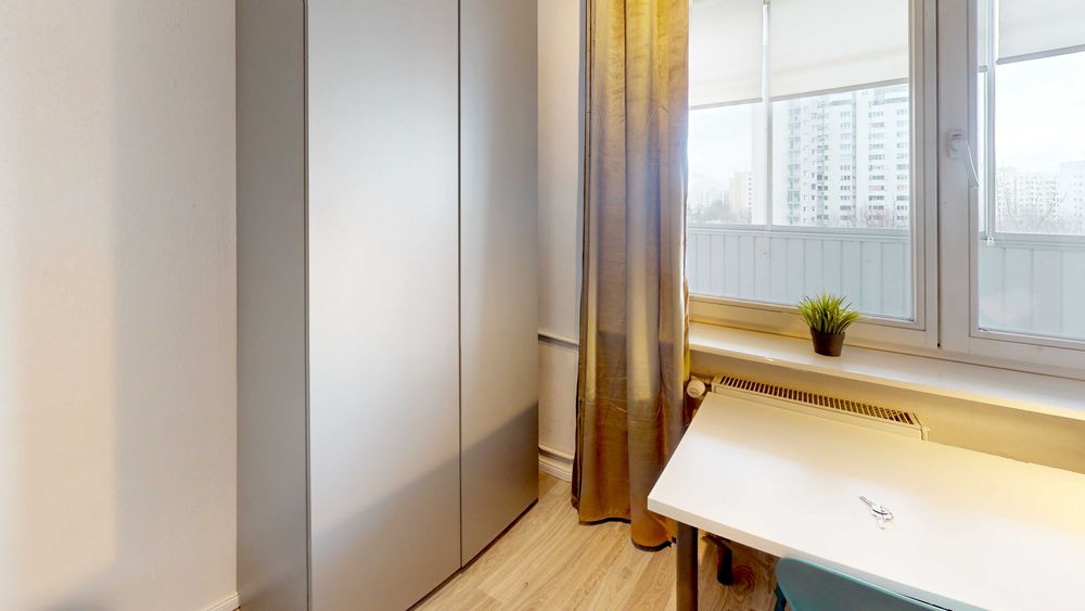 Pokój przy ul. Puławskiej 240/Mokotów/sprzątanie w cenie/967