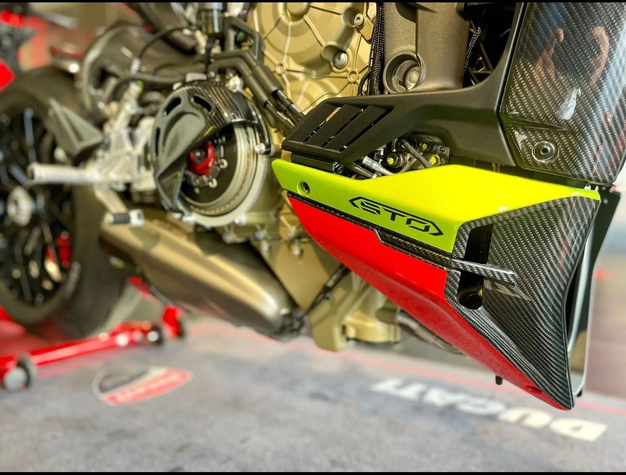 Ducati Streetfighter Lamborghini