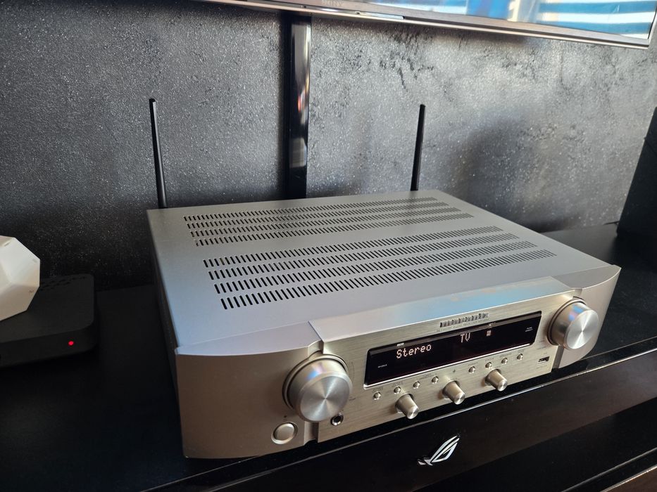 Wzmacniacz amplituner Marantz stereo nr1200
