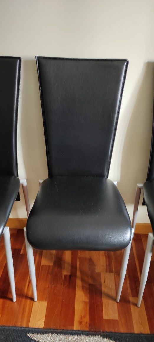 Cadeiras pele sintética
