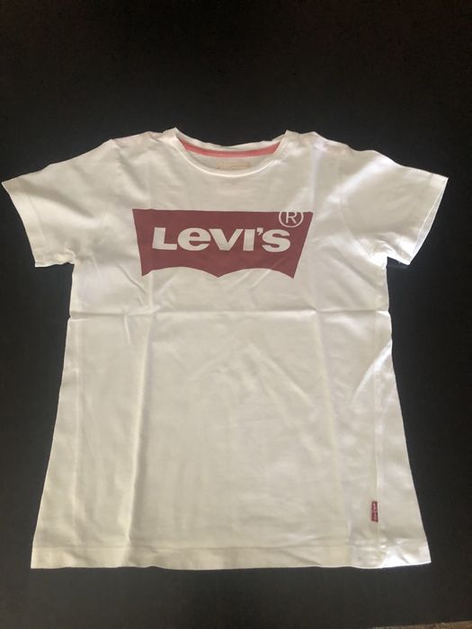 2 t-shirts Levis originais 10 anos