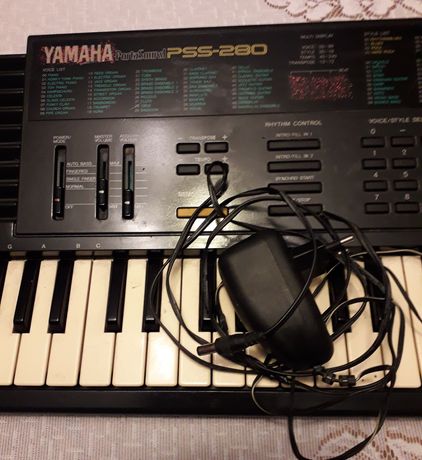 Keyboard Yamaha PSS-280