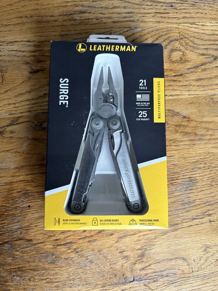 Мультітул Leatherman Surge , Made in USA