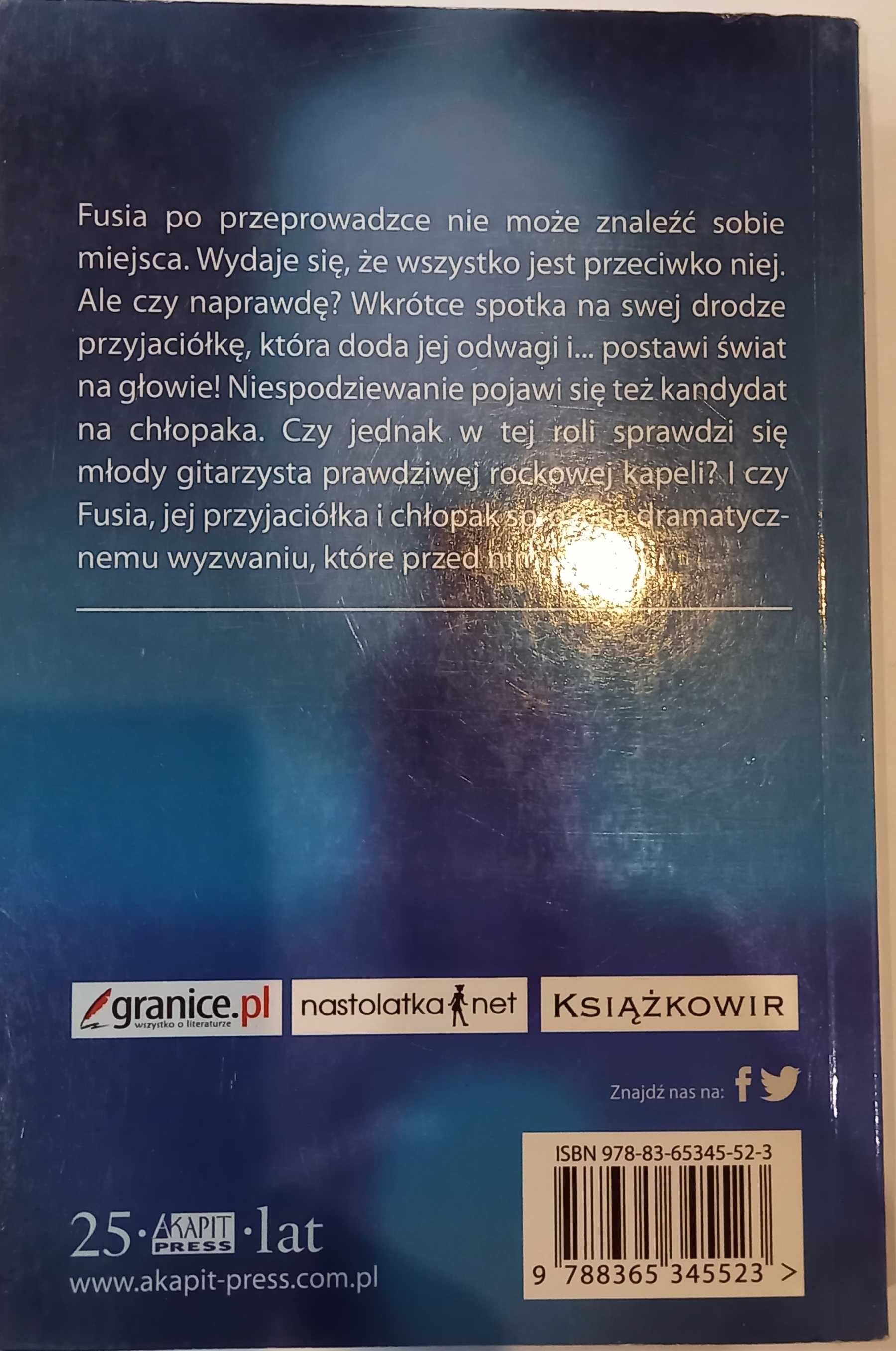 "Dziewczyna z lustra" Romek Pawlak