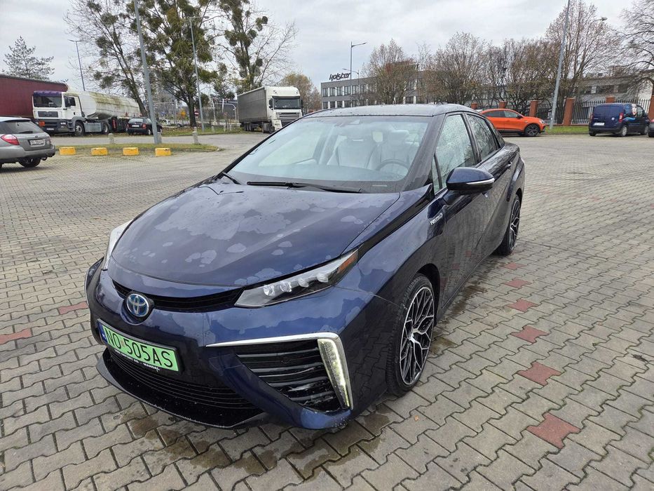 Toyota MIRAI (2017r) WODOROWY z przebiegiem 60.500km - prawie jak nowy