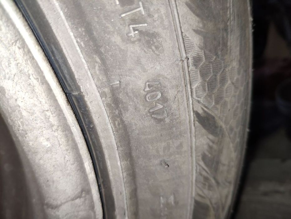 продам диски и шины летние на мерседес вито 639 vito 639 R16 5 112