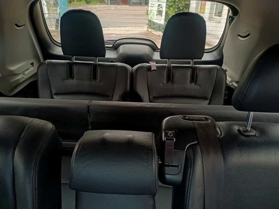 Toyota Highlander 3.5 V6 4WD • 7 мест • Япония • ГБО • 2011