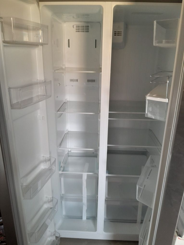 Холодильник Smeg
