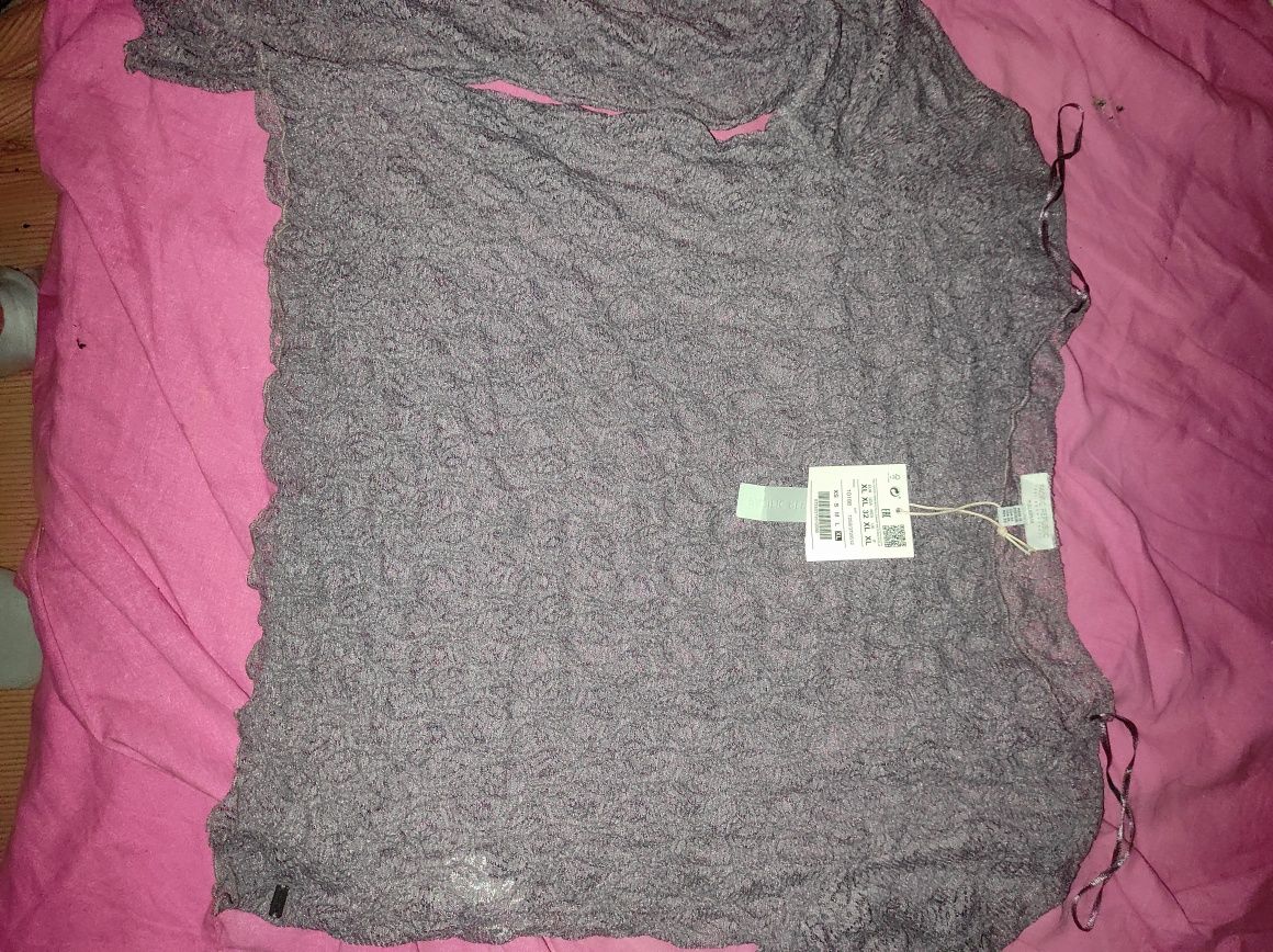 Blusa de renda nova