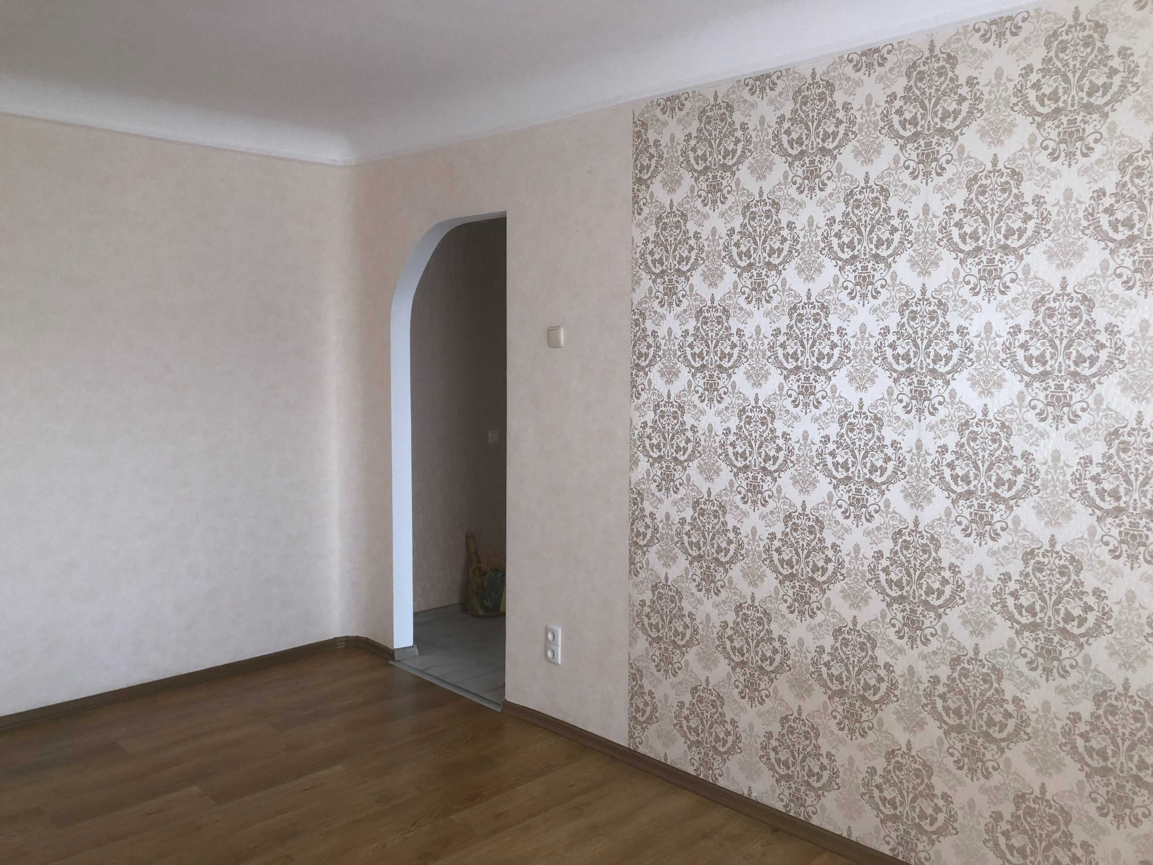 Продам 1- кімнатну квартиру 6/9  з ремонтом 35,8 кв.  Раківка