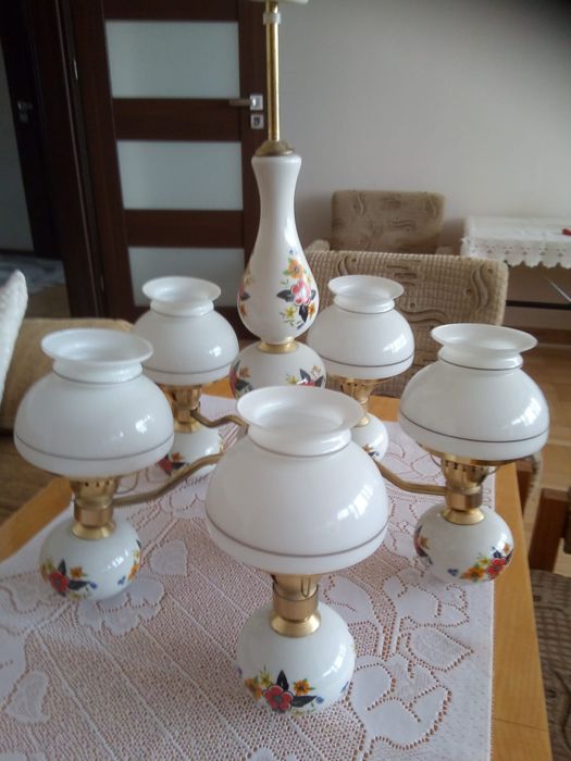 Żyrandol porcelanowy