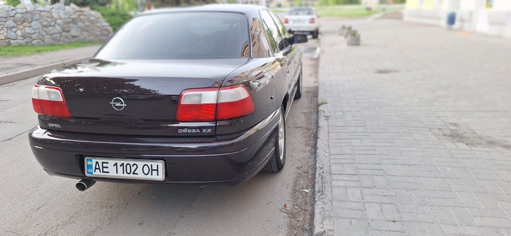 Opel omega 2001 не крашена