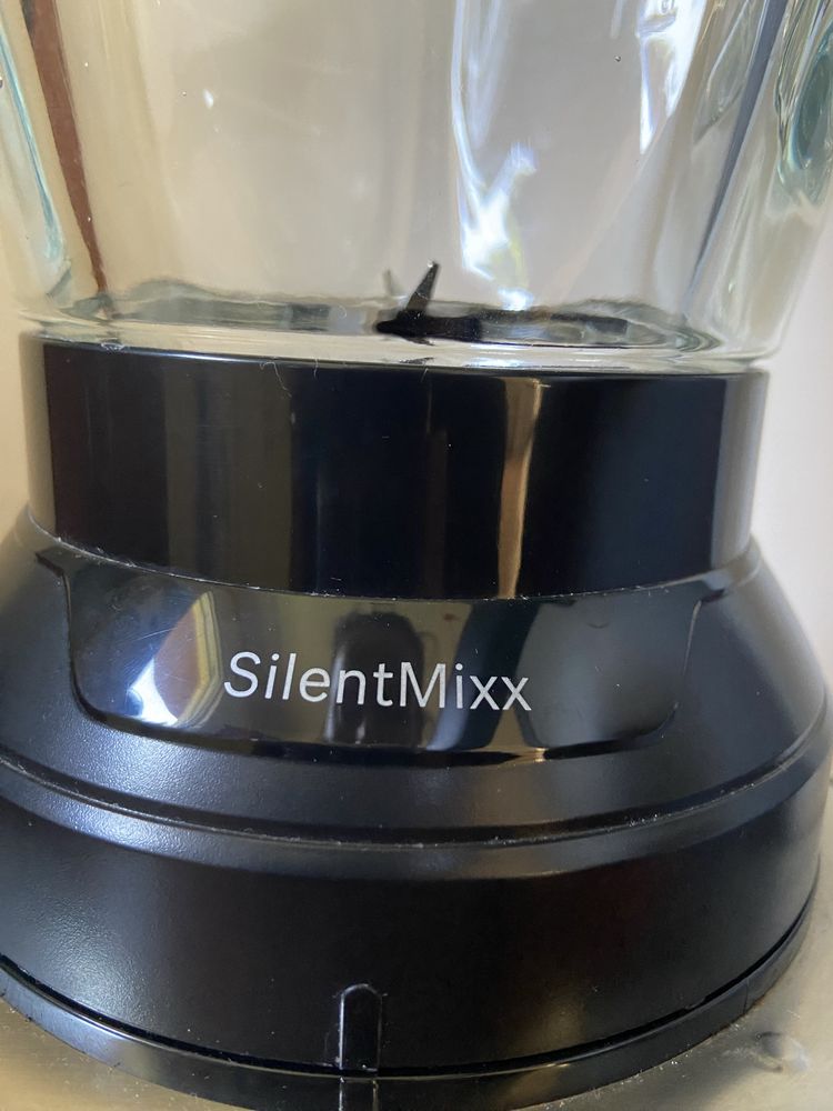 Blender kielichowy Bosch o mocy 800 W MMB65G5M