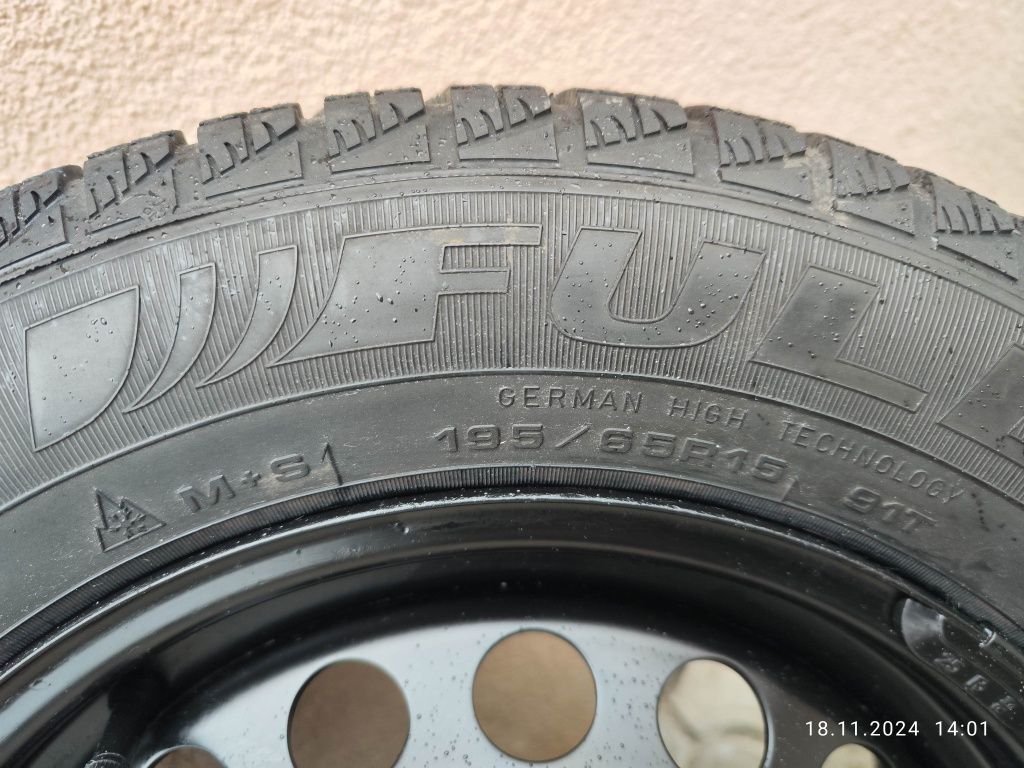 Шини зимові на дисках R15 для VAG