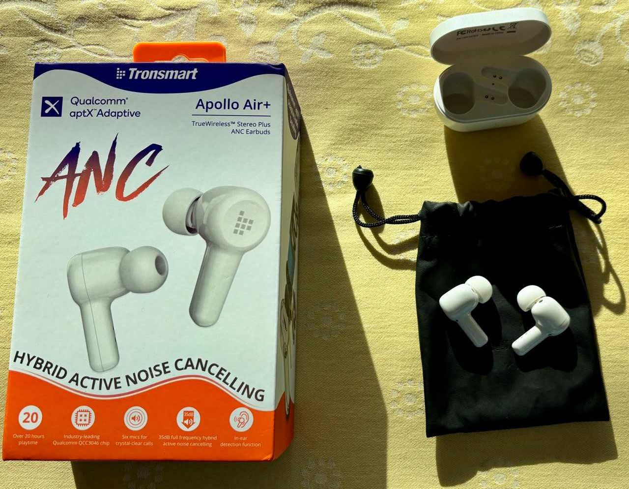 Auriculares Tronsmart Apollo Air+ com cancelamento ativo do ruído