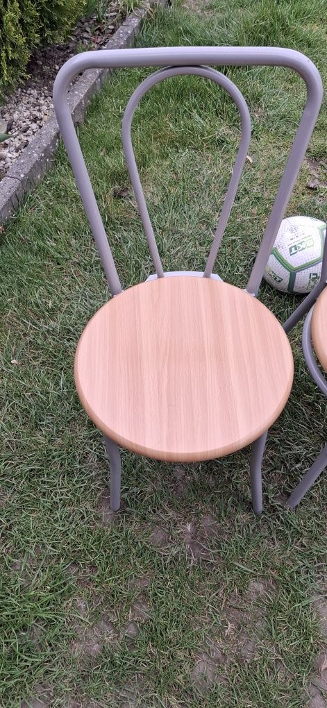Stół kuchenny i 6 krzeseł