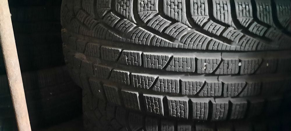 245 40 18 пара 8 мл  пирелли зима