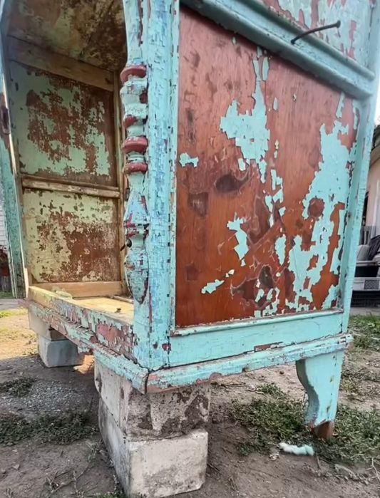 Приму в дар старую мебель