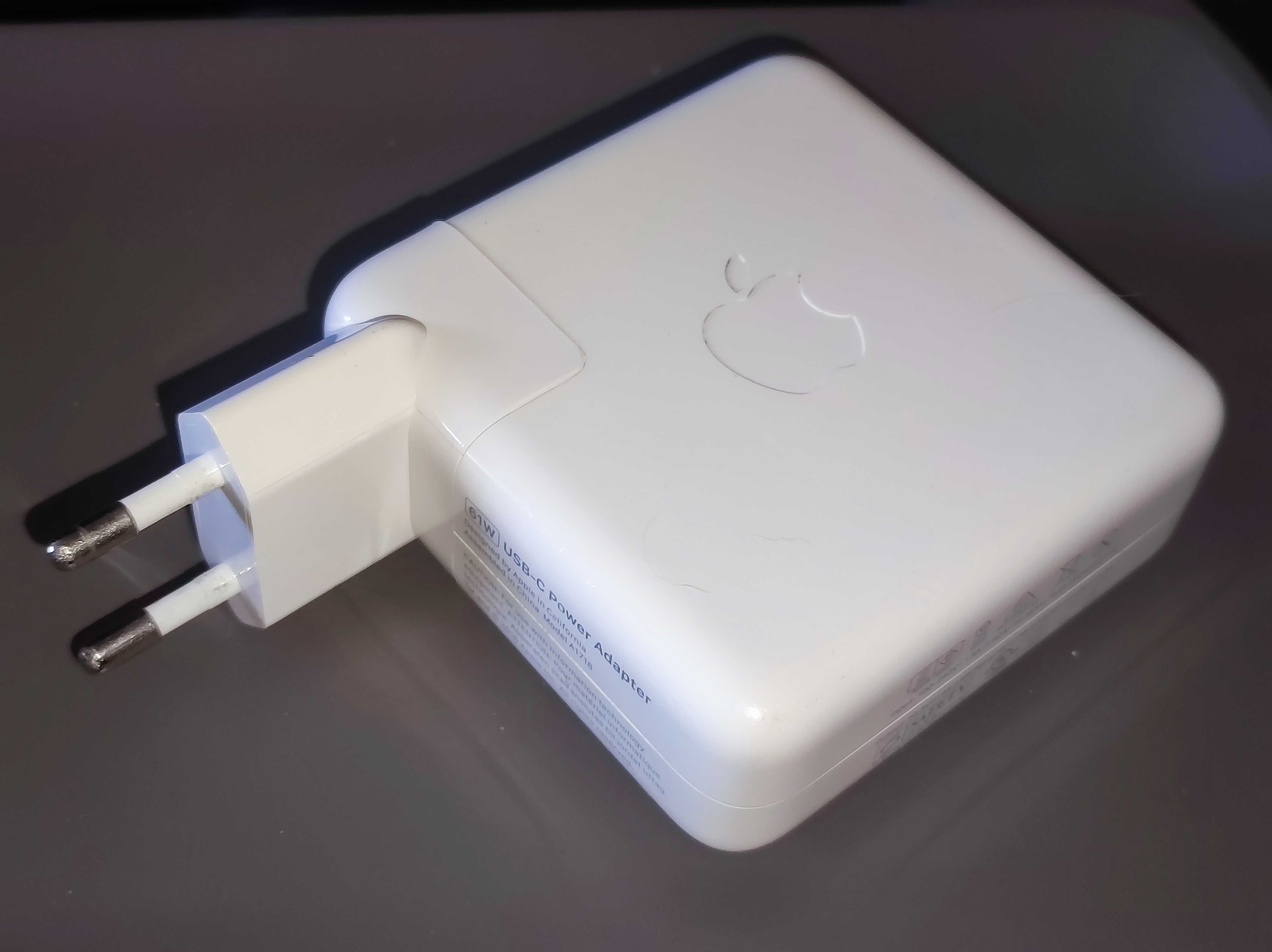 Зарядное MakBook 61W USB-C неисправное