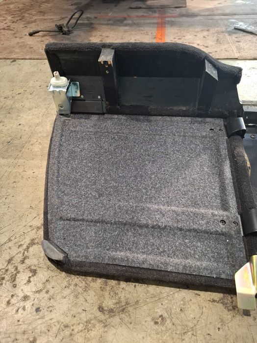 Tylna półka głośnik Bose Mercede SL R129