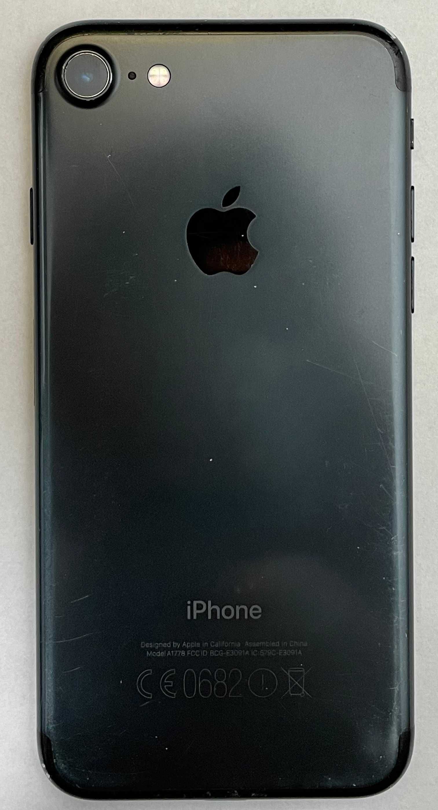 Smartfon Apple iPhone 7 128 GB Black czarny