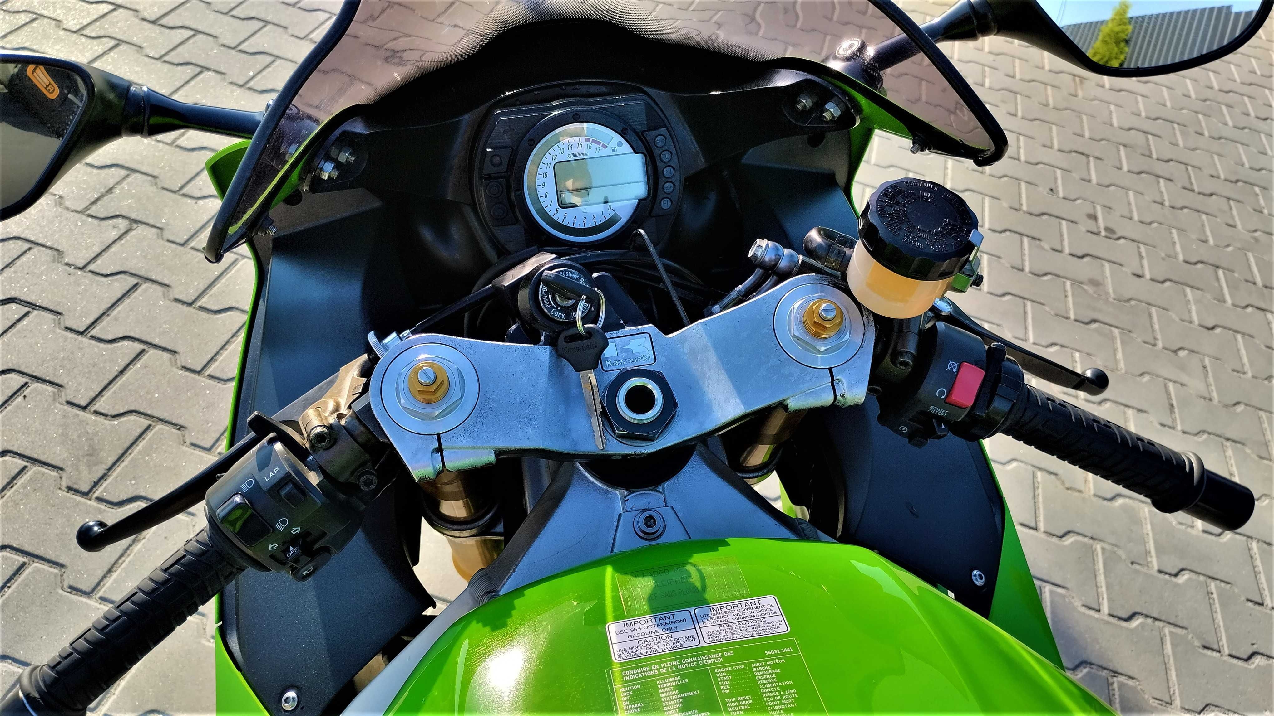 Kawasaki zx6 RR  2003 кавасакі 636