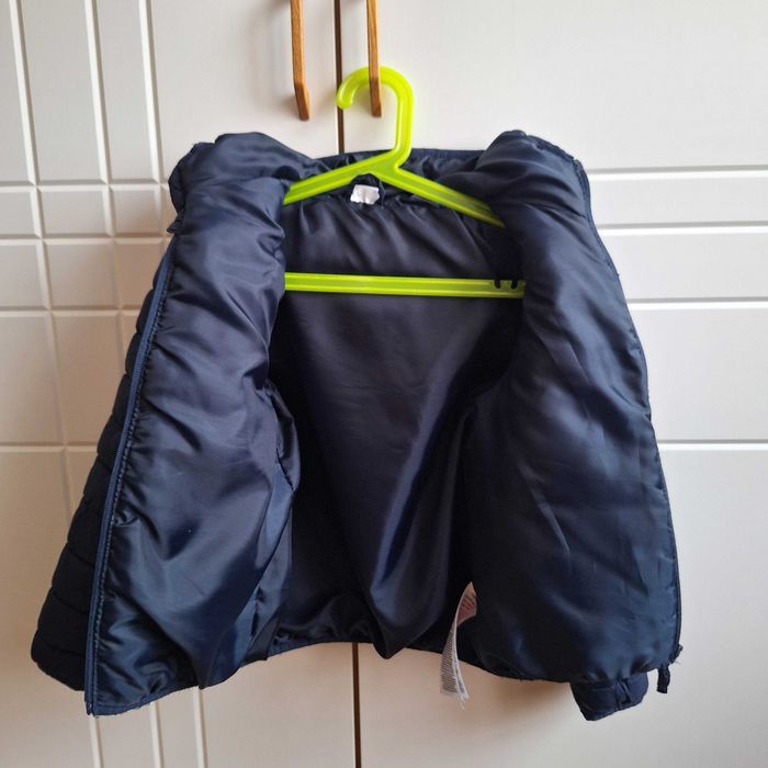 Chłopięca kurtka przejściowa granatowa roz. 128, 7-8 lat