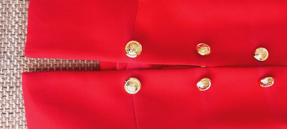 Czerwony pudełkowy żakiet, świąteczny,złote guziki ORSAY - 38/M j.nowy