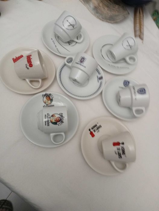 Chávenas de café venda à unidade