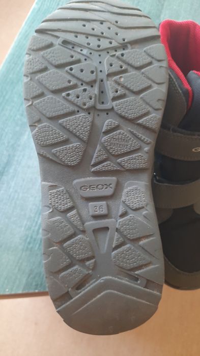 Zimowe buty Geox 36