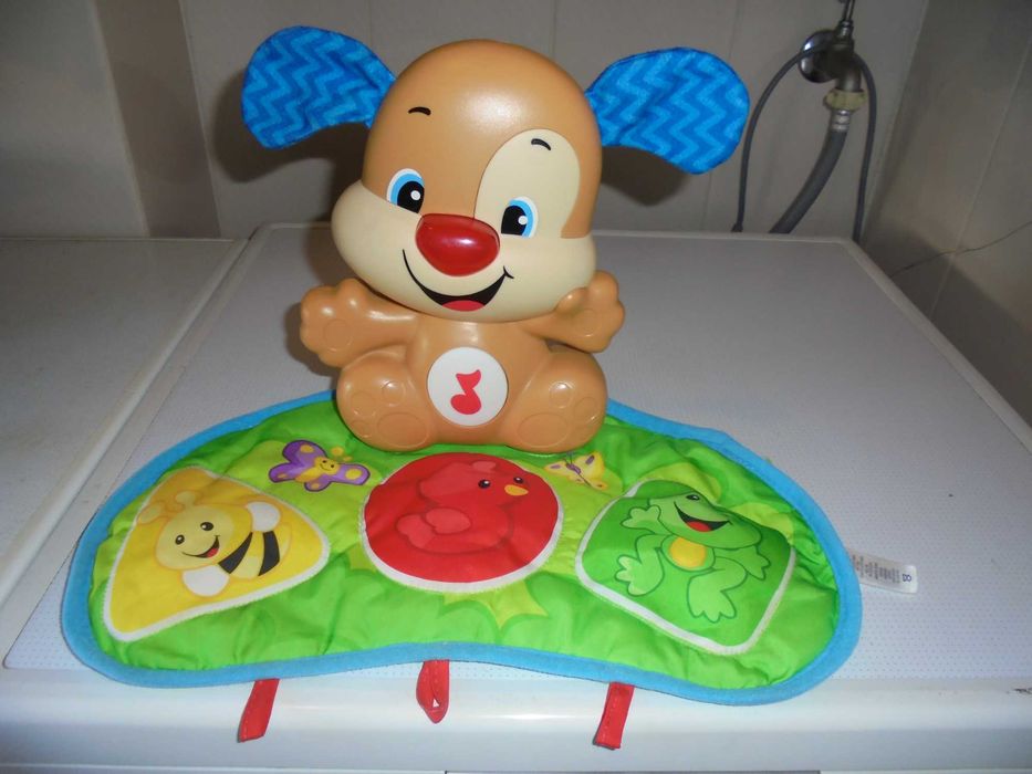 brinquedo para criança com som e luz bonito