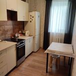 сдам 3-х ком квартиру у  самого моря