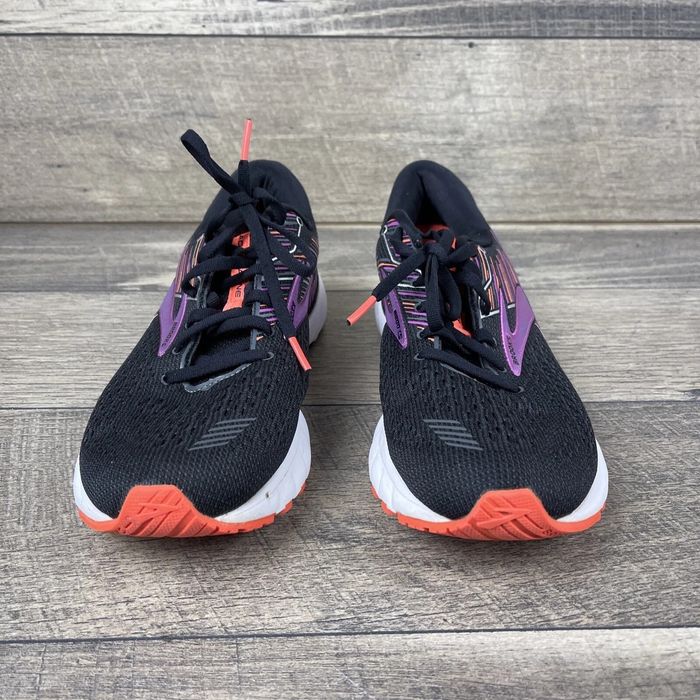 Кросівки оригінал безкоштовно