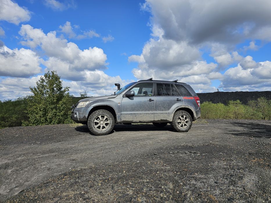 Suzuki Grand Vitara II 4x4 off road
