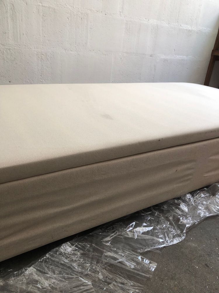 sommier (cama com fundo solteira
