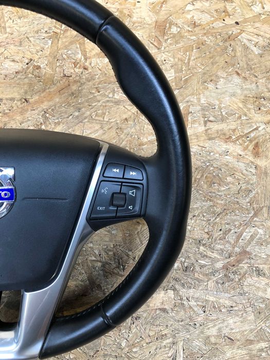 Kierownica Volvo V40