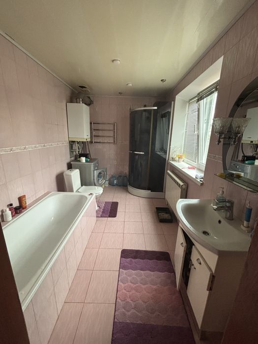 Продам одноповерховий будинок Ізюм,  район нефтяник