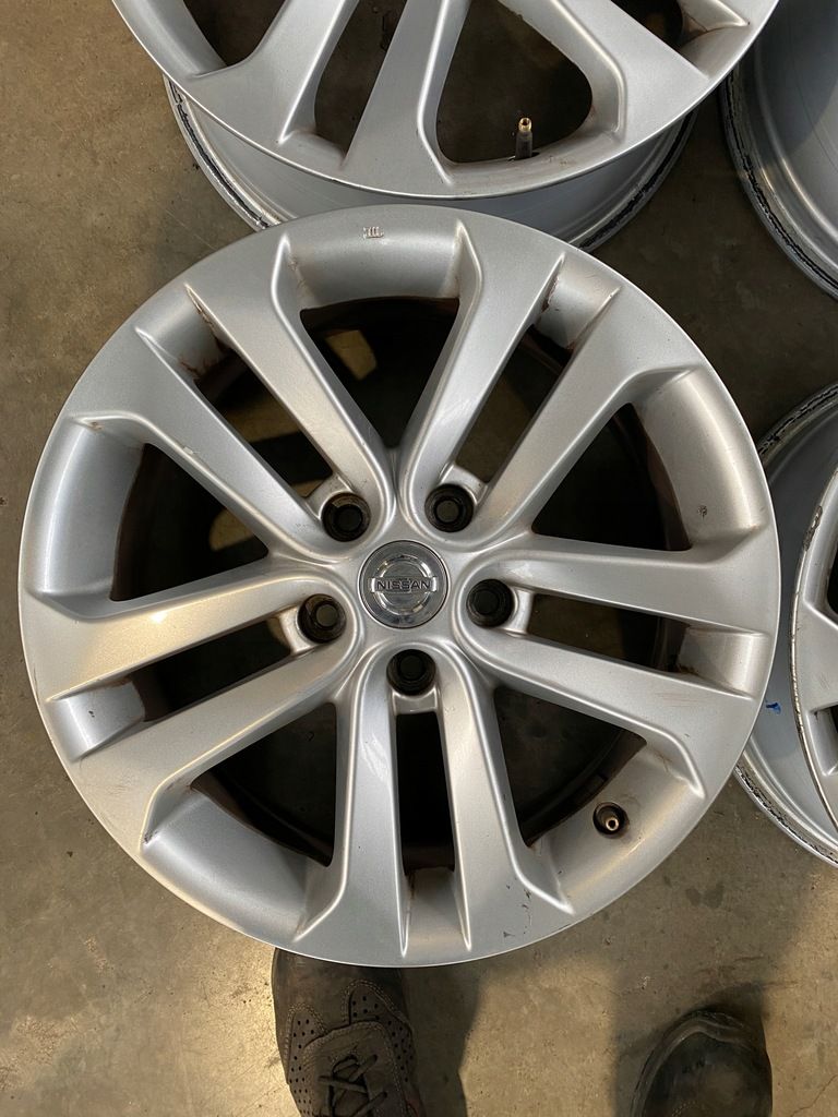 Felgi aluminiowe Nissan OE KALINK 7.0" x 17" 5x114,3 ET 47