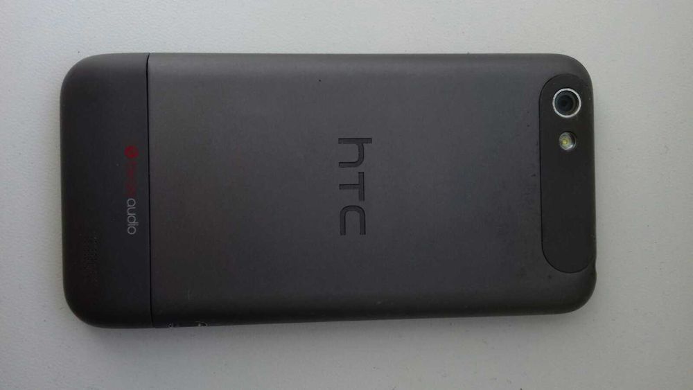 Смартфон  НТС  б/у