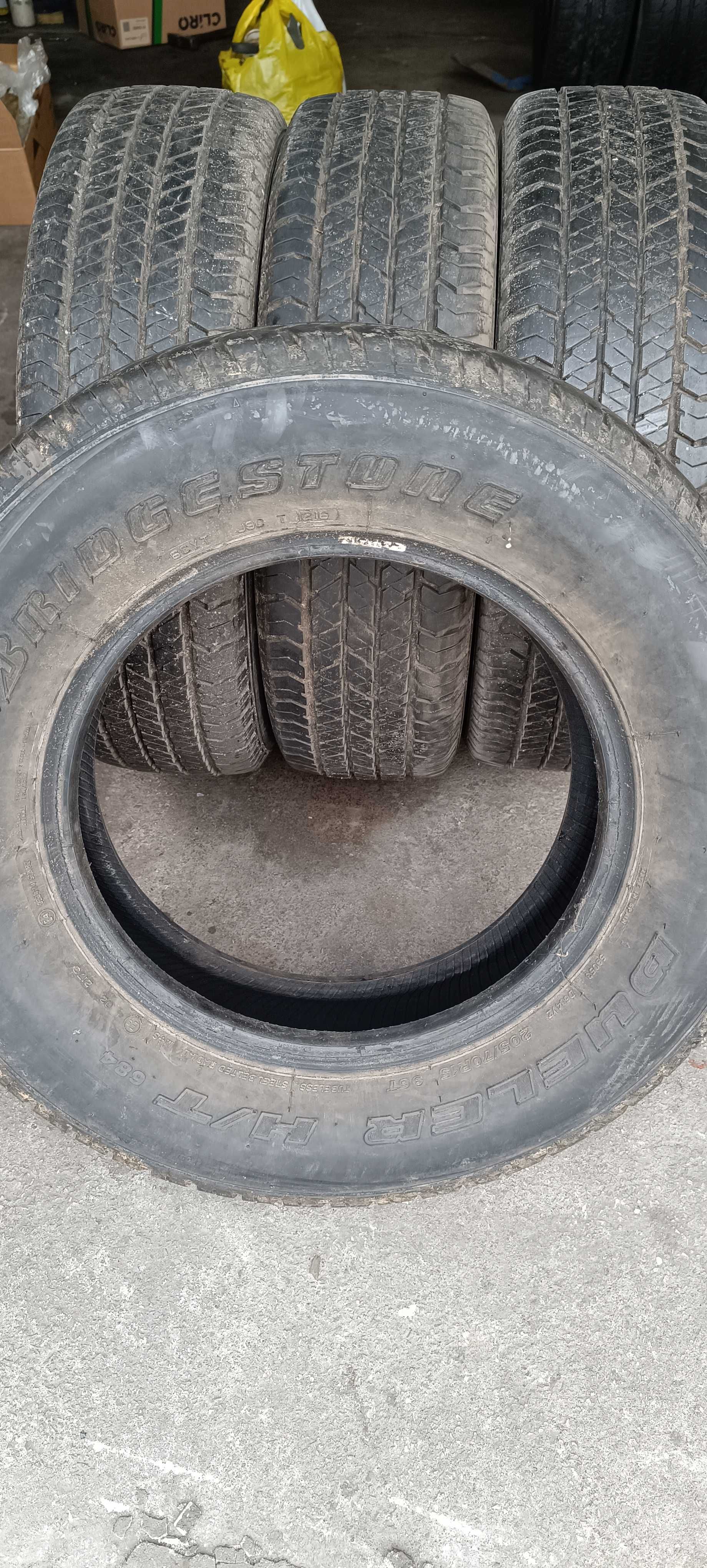 Sprzedam opony 205/70/15 Bridgestone Suzuki Jimny