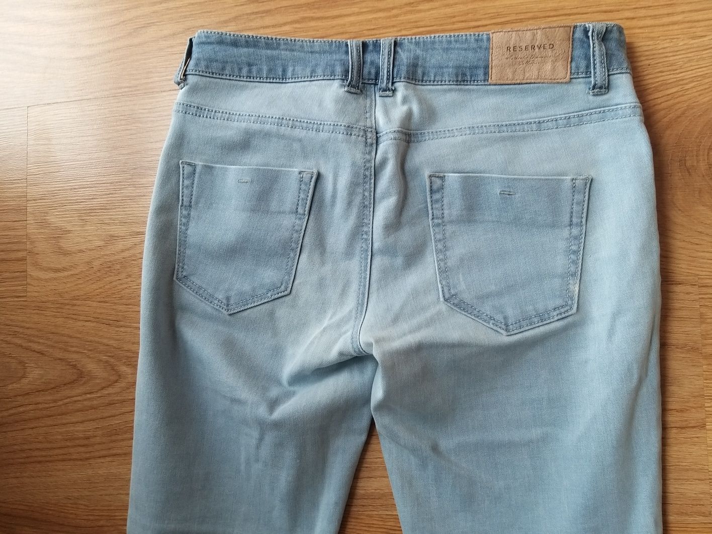 Jeansy spodnie rurki jeansowe Reserved s 36 denim denimowe w27 l32