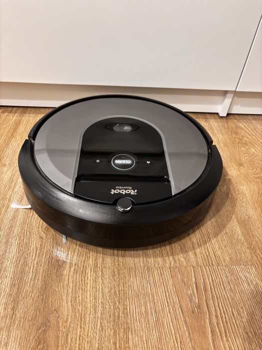 iRobot roomba i7+