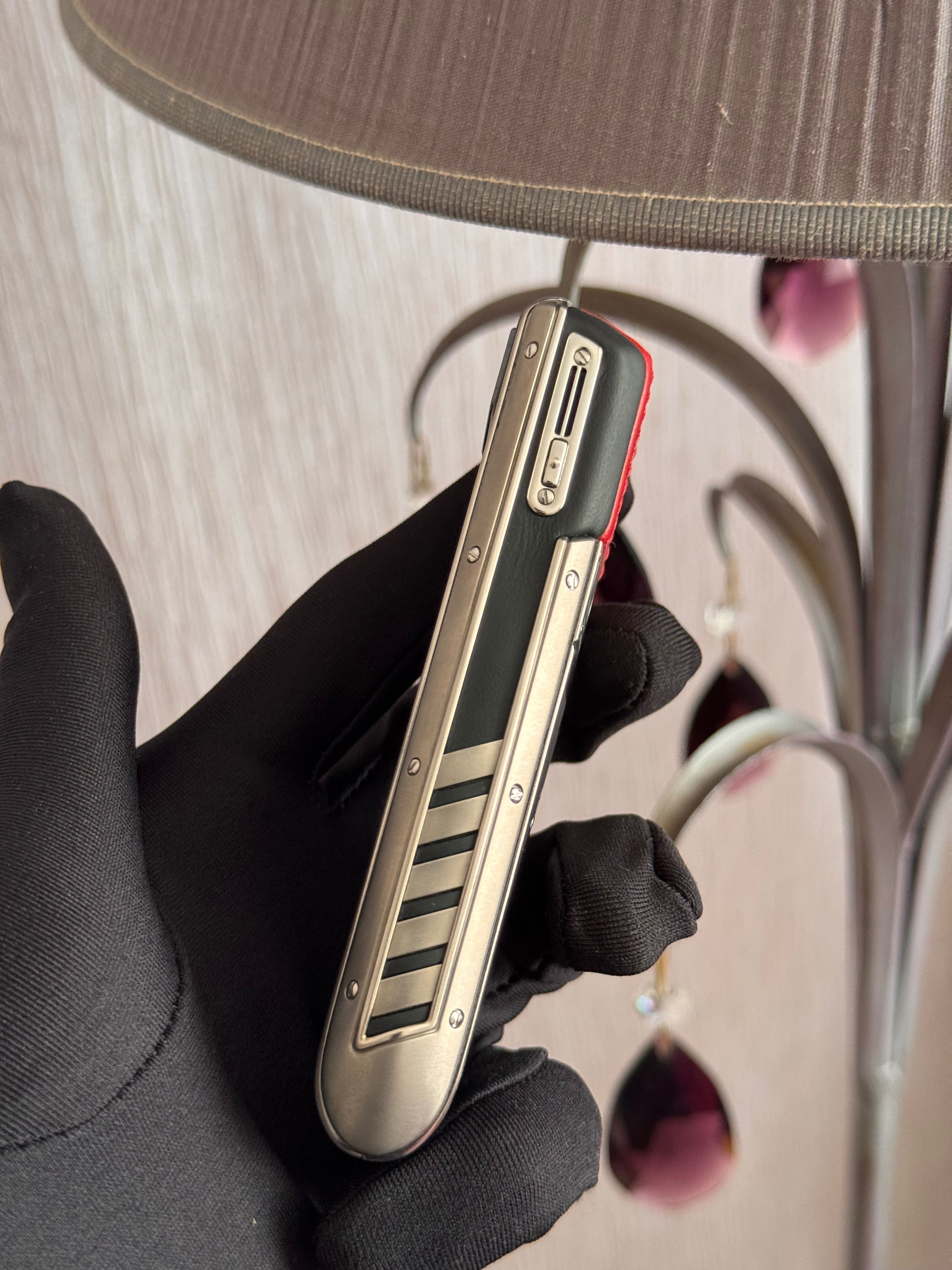 VERTU Ascent Ti Ferrari Special Edition RM-267 Made in U.K.