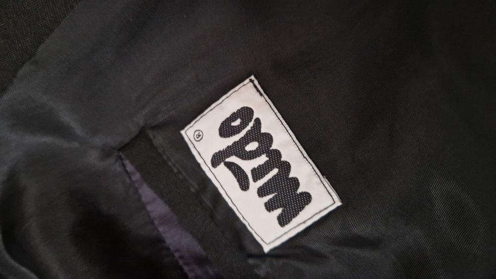 Garnitur   męski   176 wzrostu.do negocjacji.