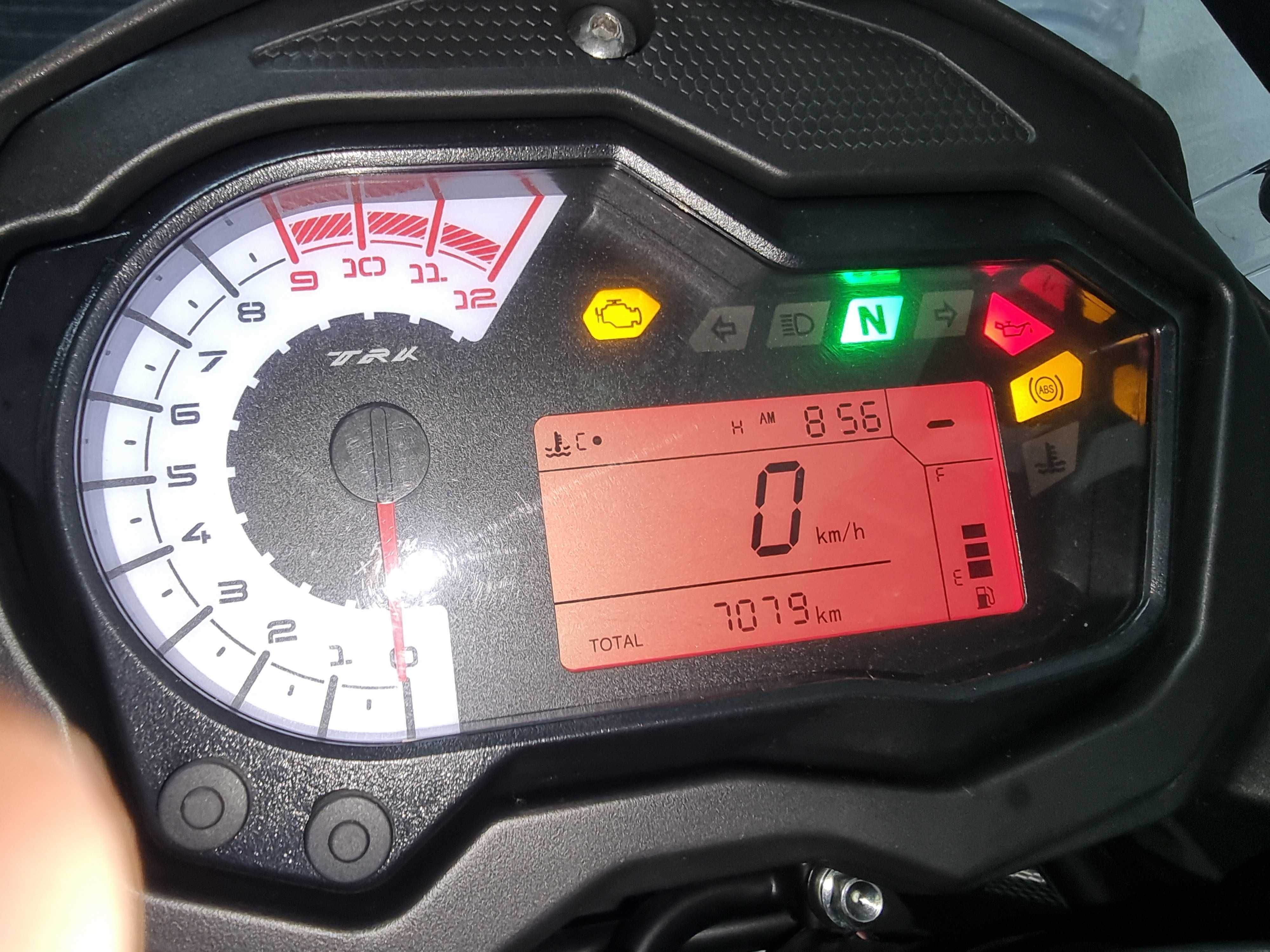 Benelli TRK 502X de 07/2020 como nova. 5,100 € negociável
