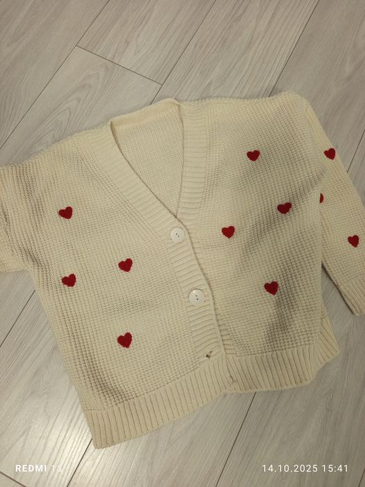 Sweter damski serduszka s m l