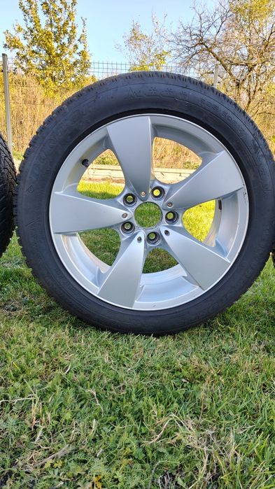 Sprzedam felgi 17" BMW et20 oraz opony zimowe Dunlop rok prod 2022