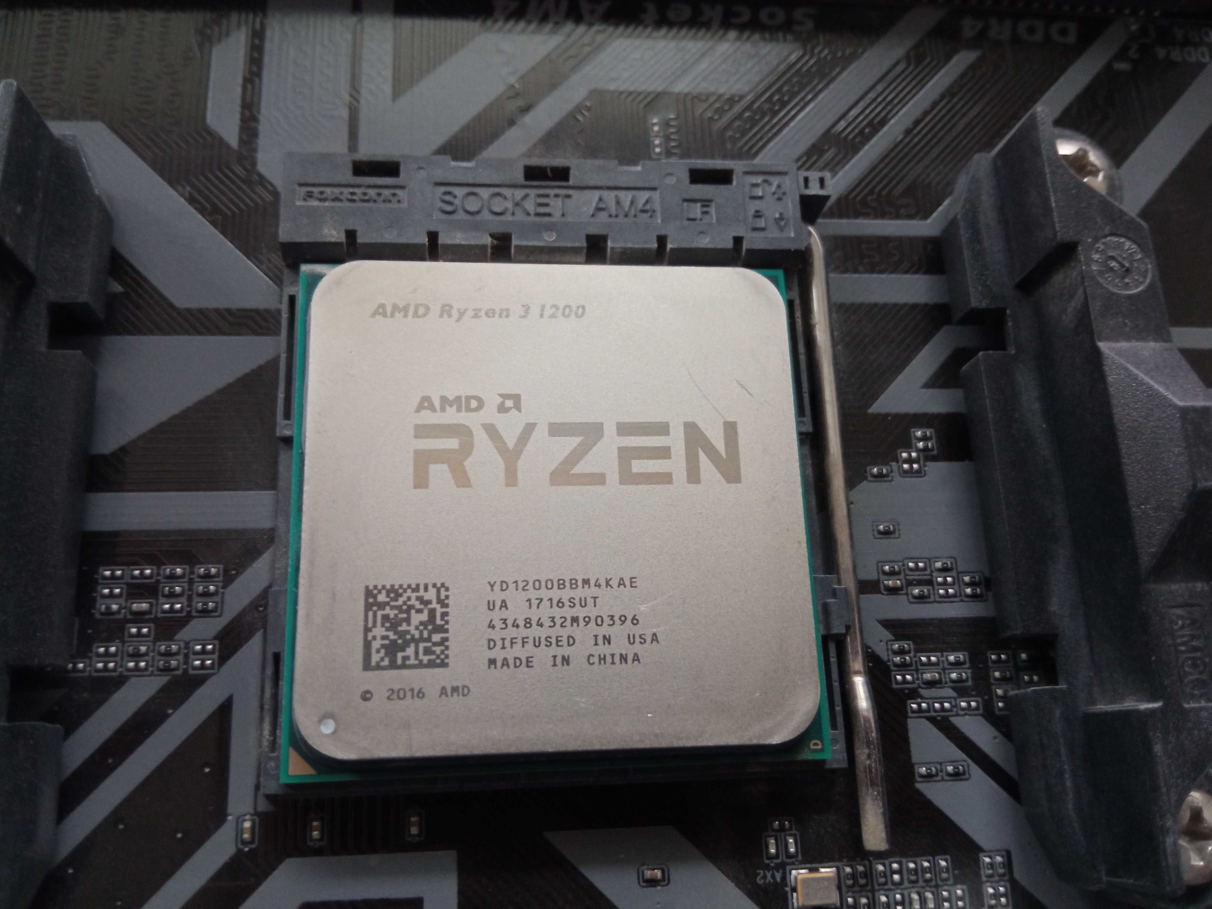 Процессор AM4 AMD Ryzen 3 1200 - 4 ядра по 3.1 ГГц (кулер в комплекте)